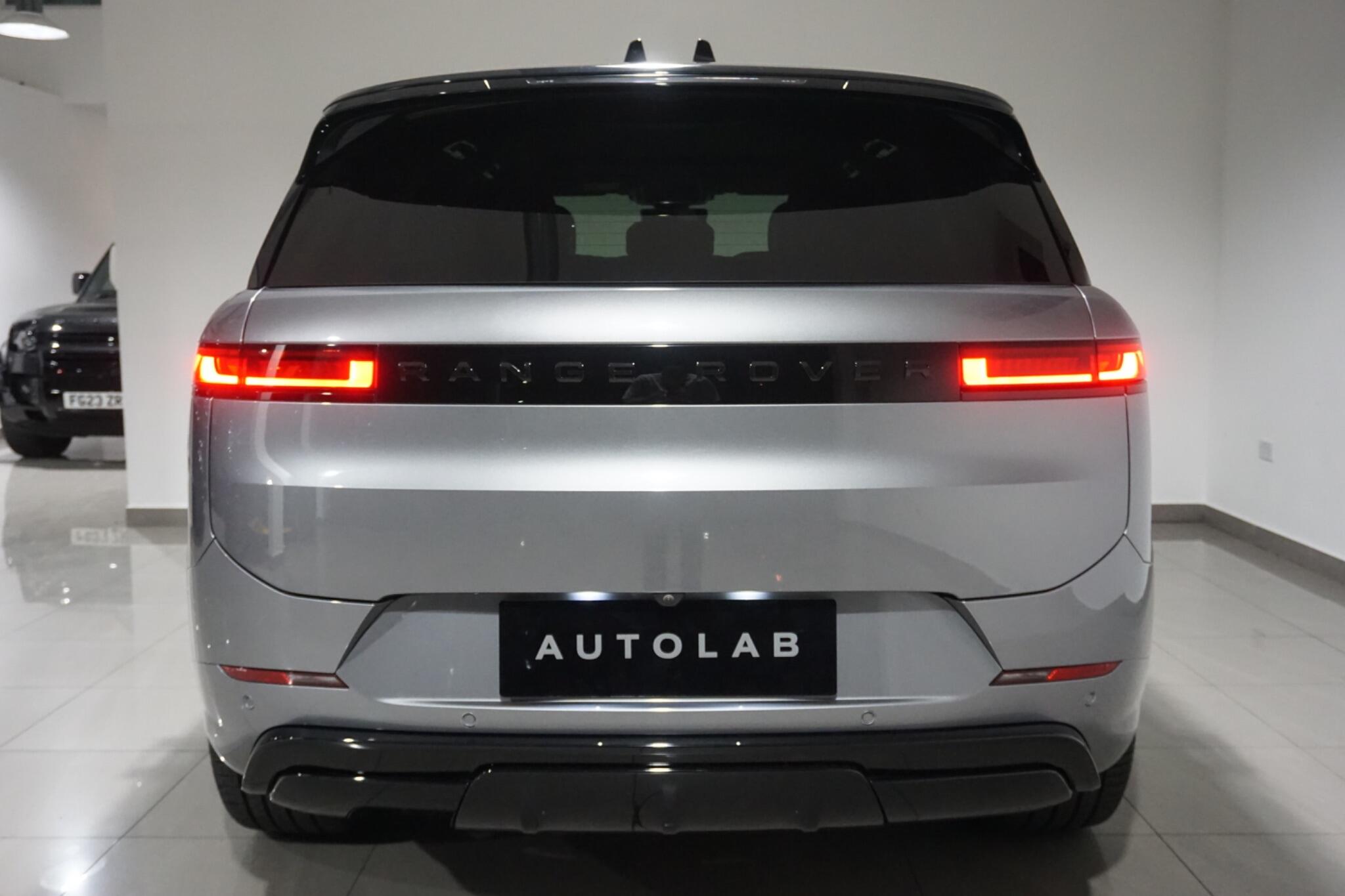 Land Rover Range Rover Sport 3.0 D300 MHEV Autobiography SUV 5dr Diesel Auto 4WD Euro 6 (s/s) (300 ps)